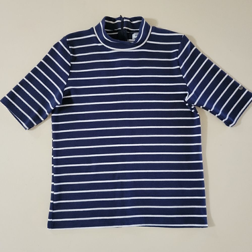 Abercrombie and Fitch Women's Navy Stripe Mockneck Short Sleeve Top